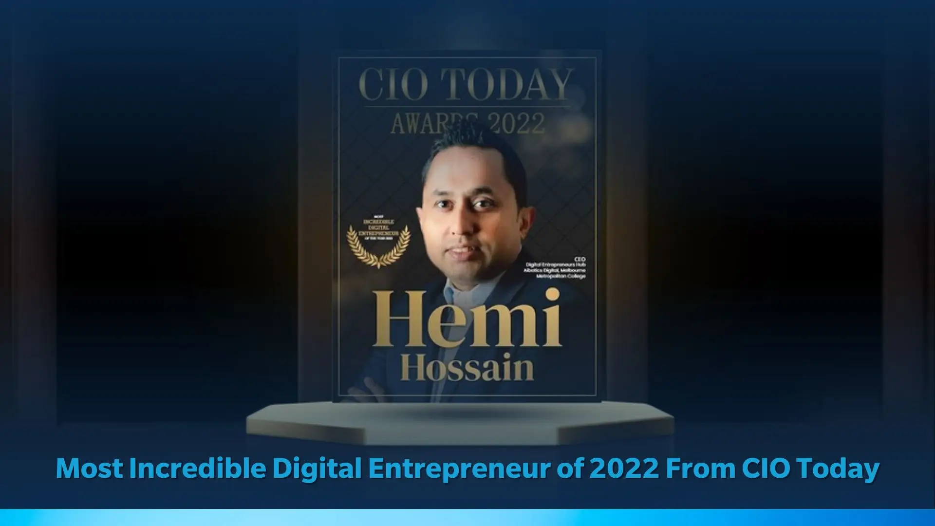 Hemi Hossain at an awards ceremony
